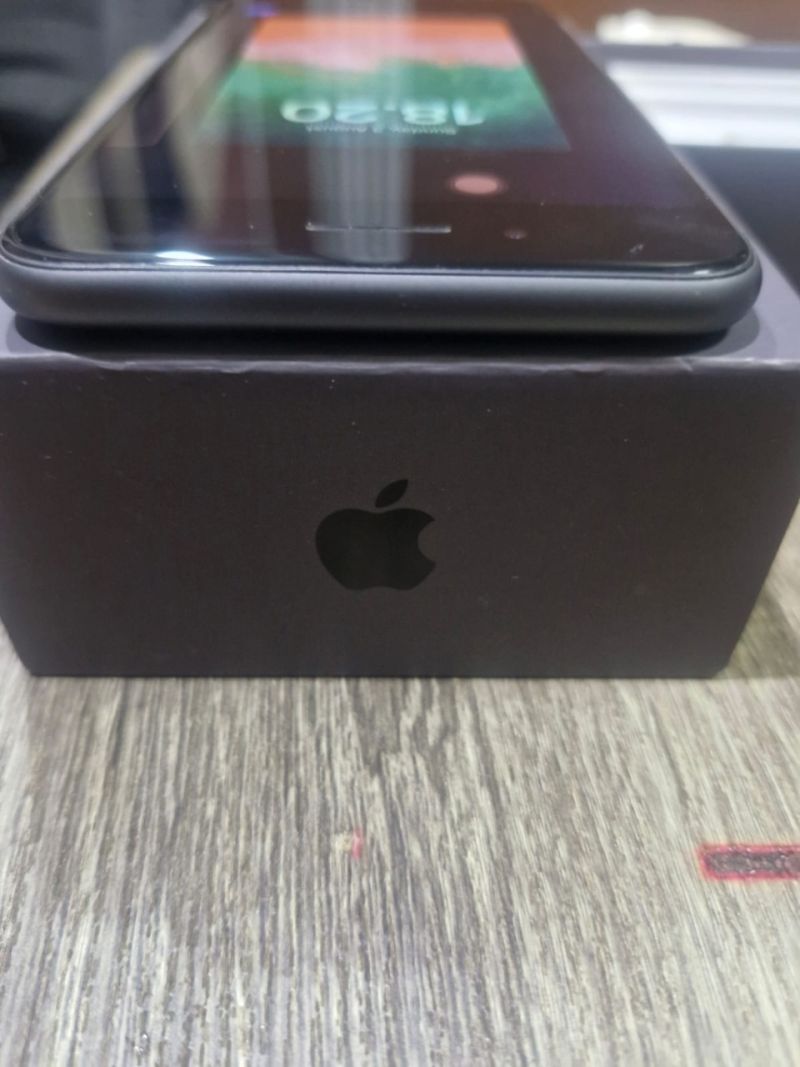 Iphone 8 plus 64gb