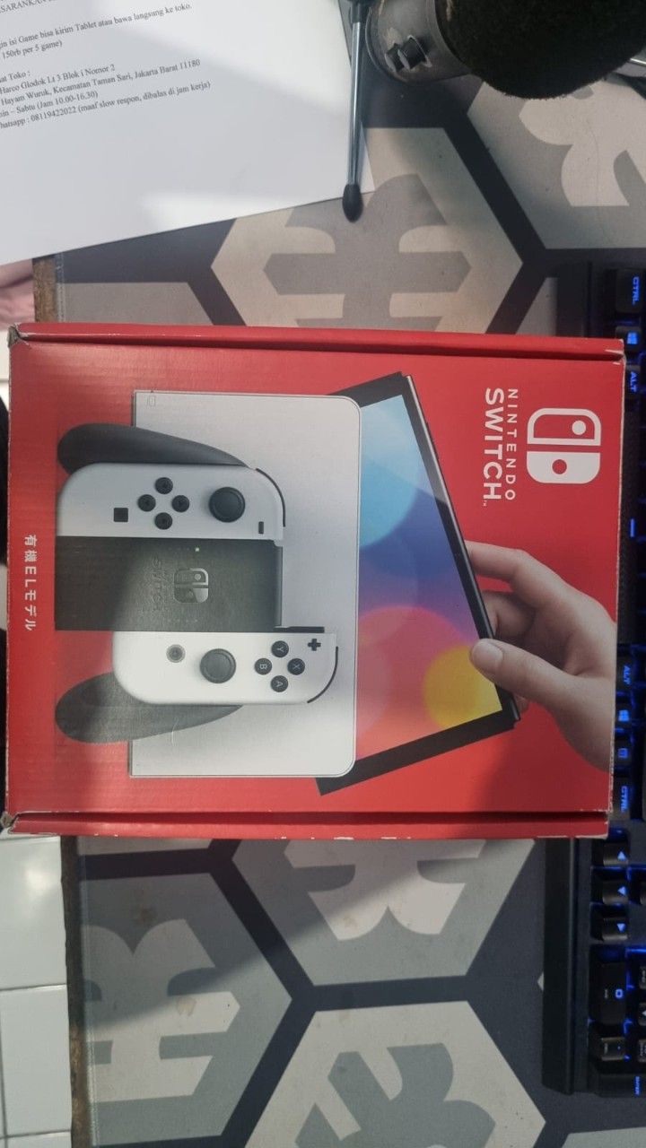 Nintendo Switch OLED + SD Card Samsung 256GB