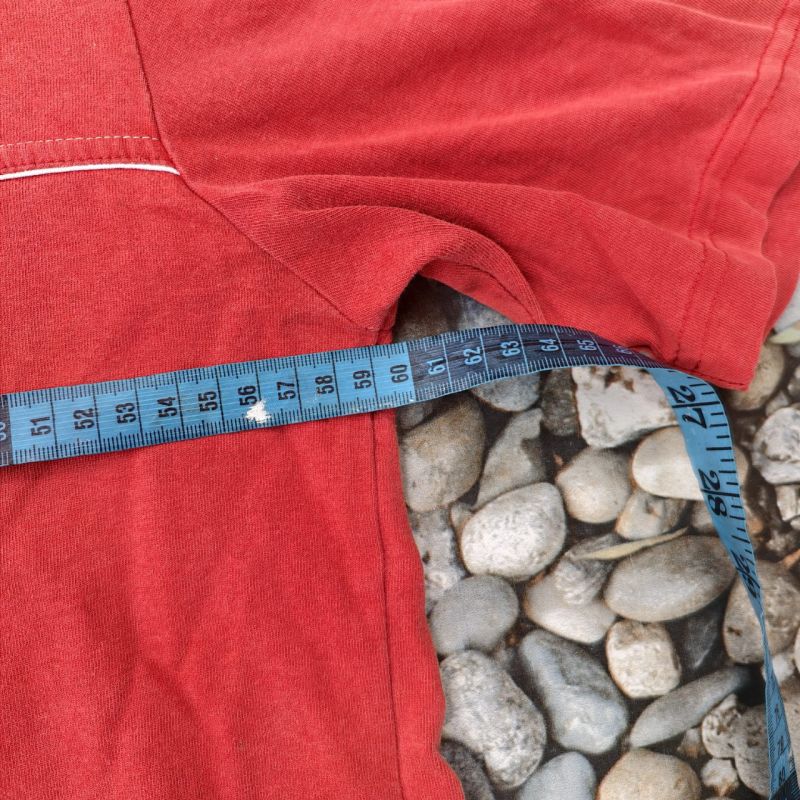 Kaos FILA Vintage Merah – Size L (USA) – Casual Streetwear