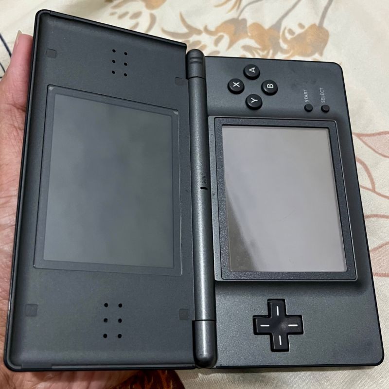 Nintendo DS Lite Dialga Palkia