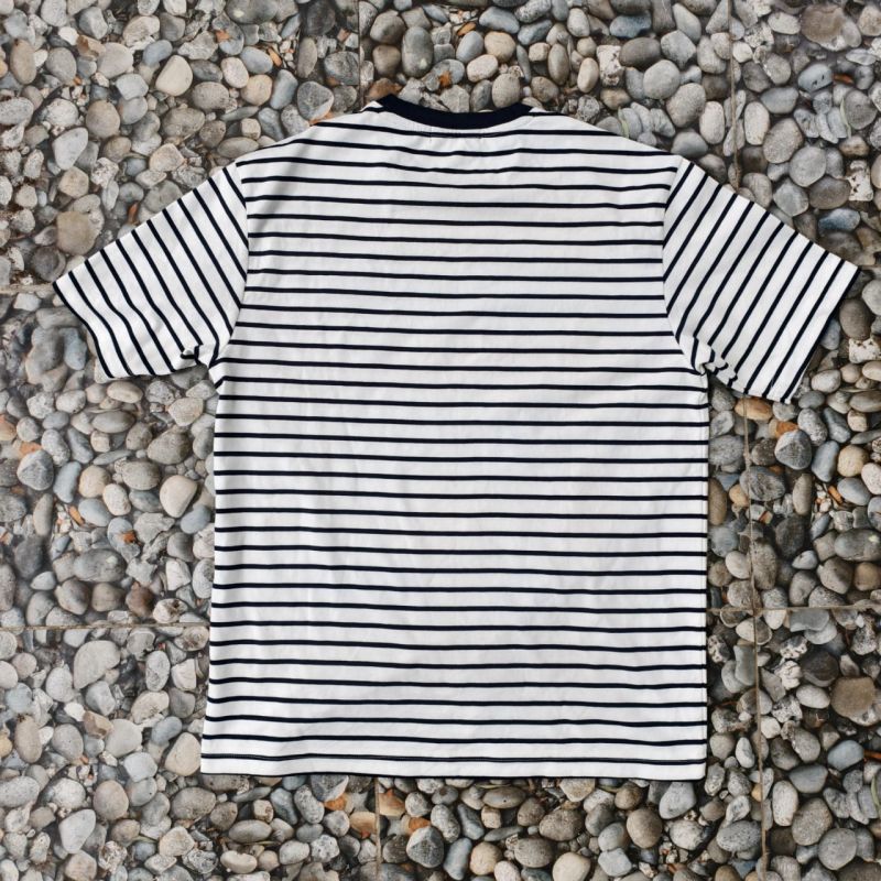 Kaos TOPTEN Stripe Hitam Putih Size 95 (Fit M-L) – Preloved