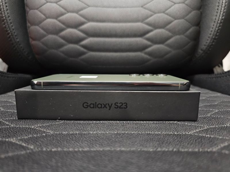 Samsung Galaxy S23 Ram 8GB Internal 256GB Second Mulus Fullset SEIN