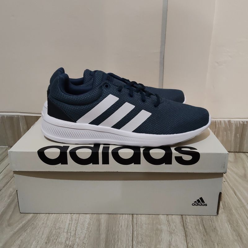 Sepatu adidas lite racer