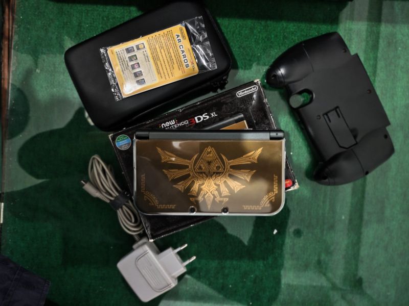 New Nintendo 3DS - Hyrule Edition CFW 128gb