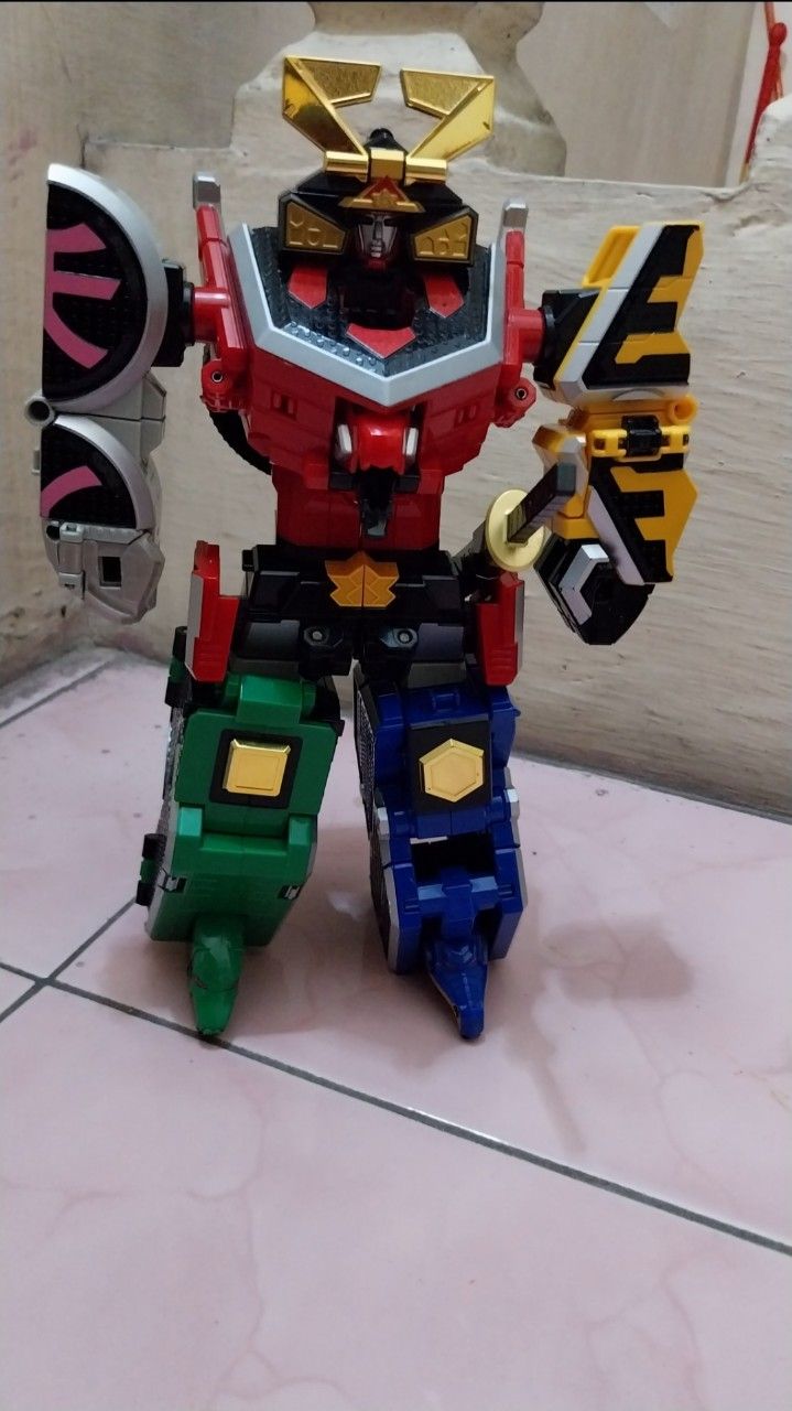 Shinkenger atau Samurai Force Megazord