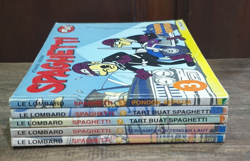Komik Lebar Spirou+Spaghetti+Bul&Bil. Total 15 Buku. Dimas Anton