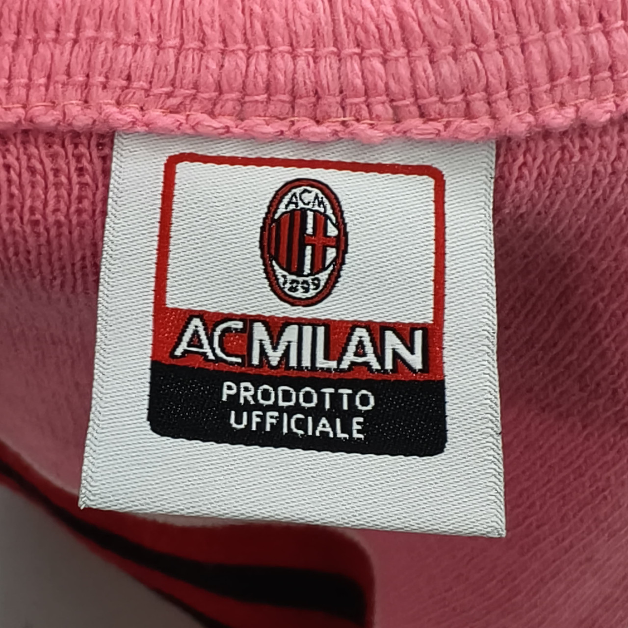 Syal Bola Original AC Milan Pink Strips