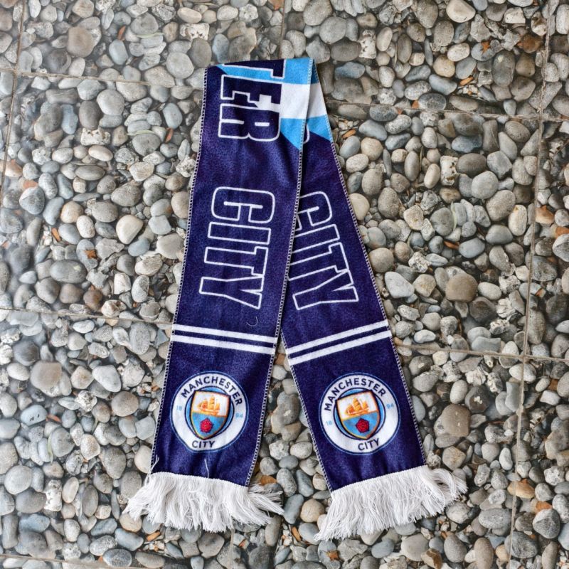 merchandise supporter Syal Manchester City