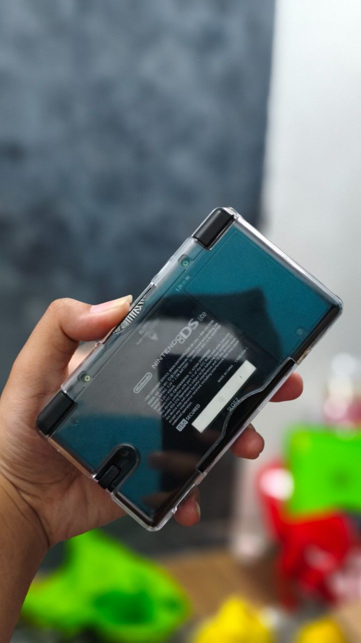 Nintendo DS Lite Palkia Dialga Edition