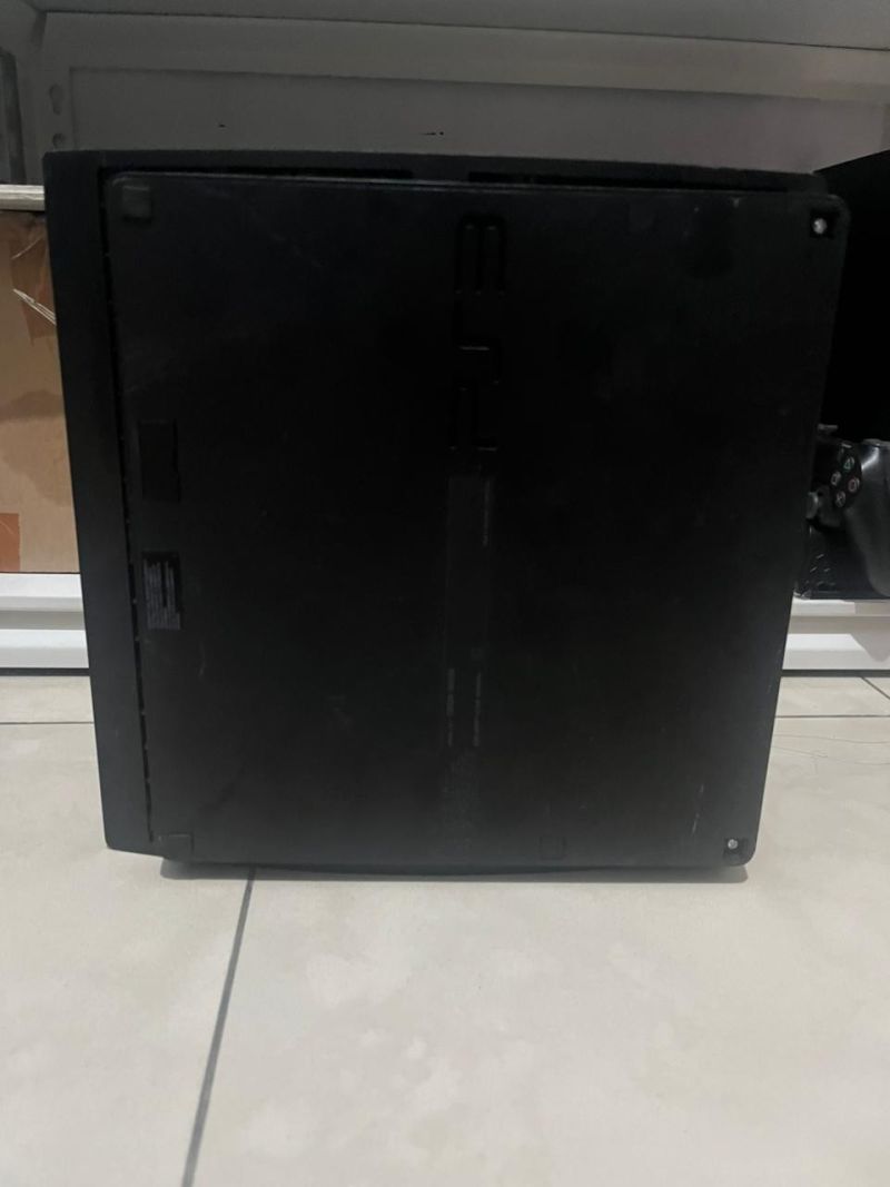 Playstation 3 Slim Hen