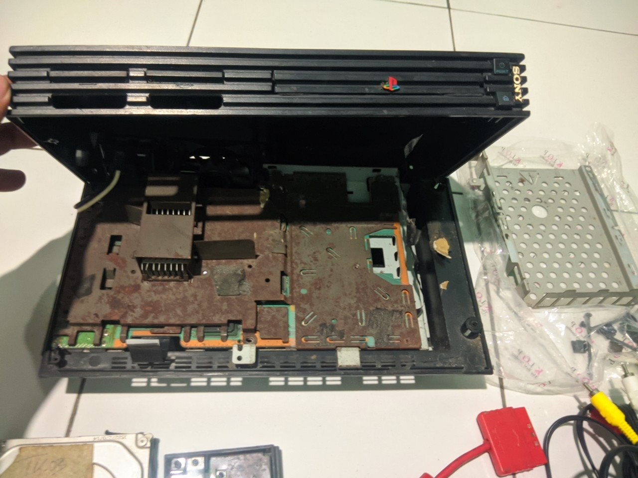 PLAYSTATION 2 SERI 30001 NTSC SUDAH MATRIX (BAHAN ,NYALA TP RUSAK)