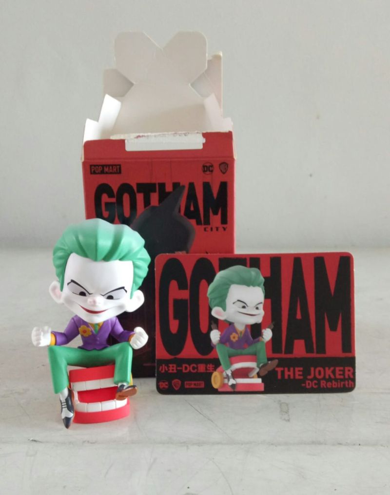 Pop mart Gotham City Joker