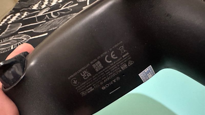 STIK DUALSENSE PS5 HITAM