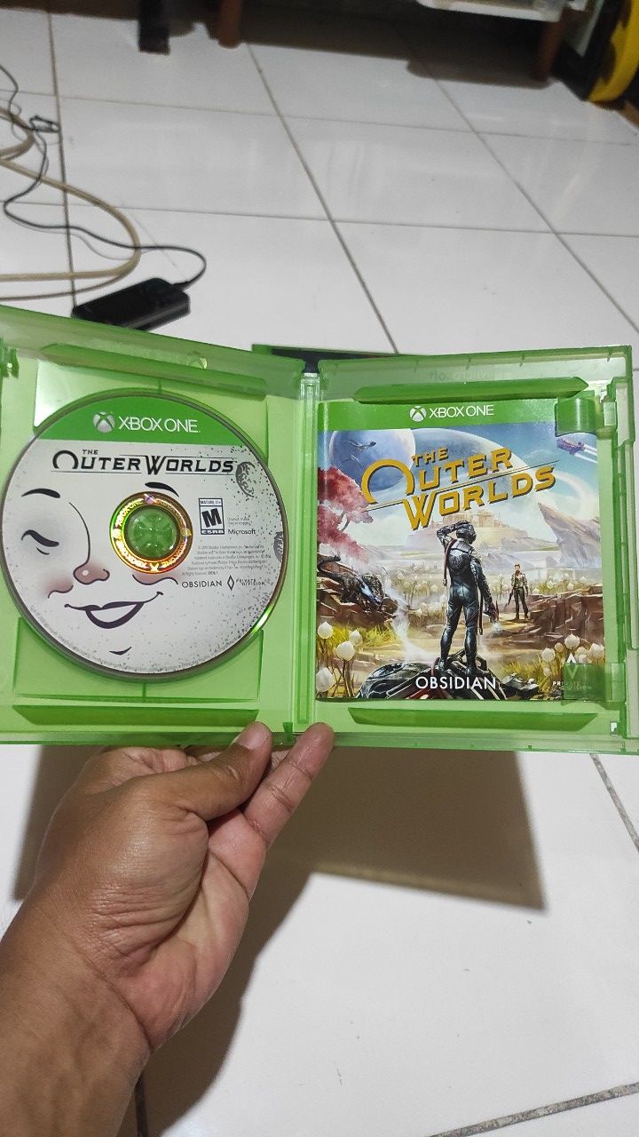 Xbox the outer worlds