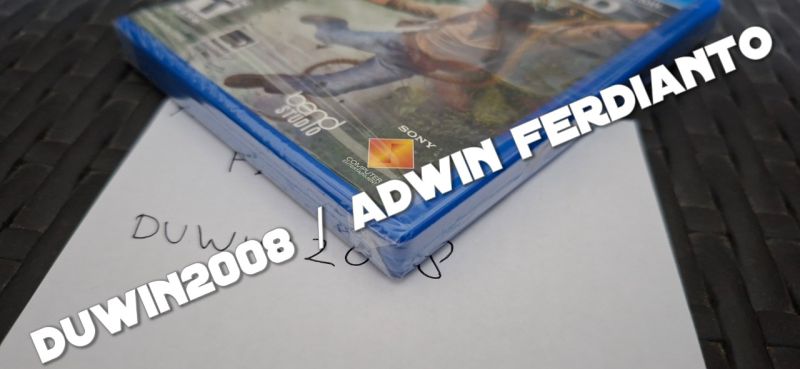 Playstation Vita - Uncharted Golden Abyss