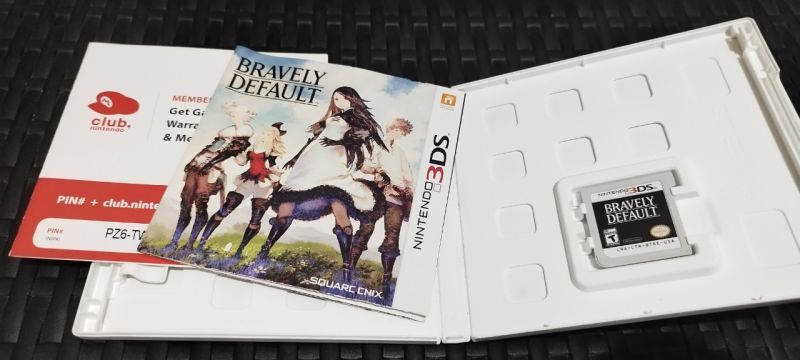[HYBRID AUCTION] Nintendo 3DS - Bravely Default
