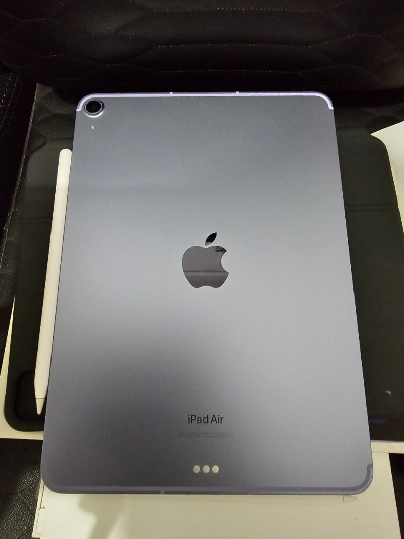 iPad Air M1 WiFi + Cell 256GB Ibox + Apple Magic Keyboard + Apple Pencil 2