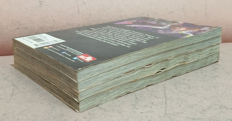 Komik Akutagawa Case Files 1-4 Tamat. Antok Azis