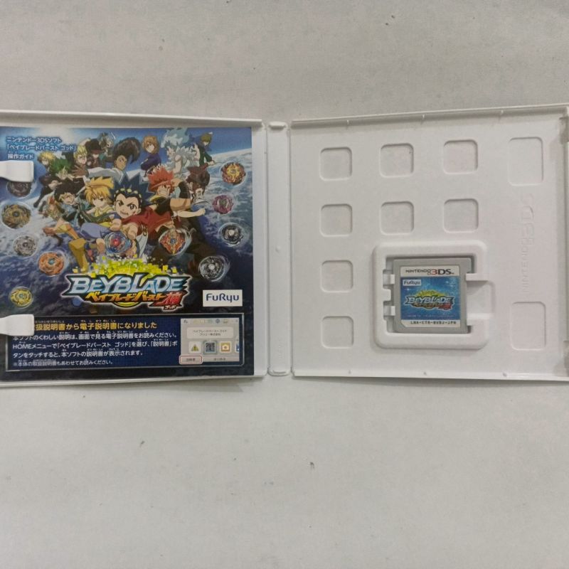 Bundle Game 3DS - Beyblade Burst & Burst God Reg. Japan Original