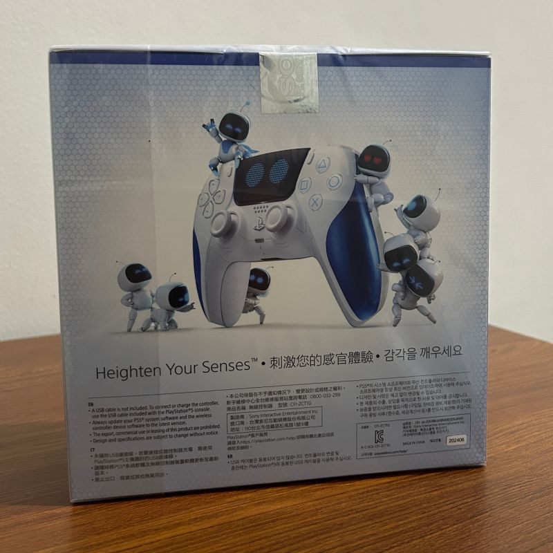 DUALSENSE ASTRO BOT LIMITED EDITION
