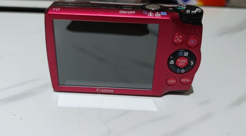 Canon powershot A3300 is camera digital