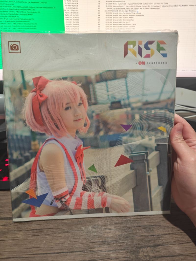 Photobook Rise from Reon