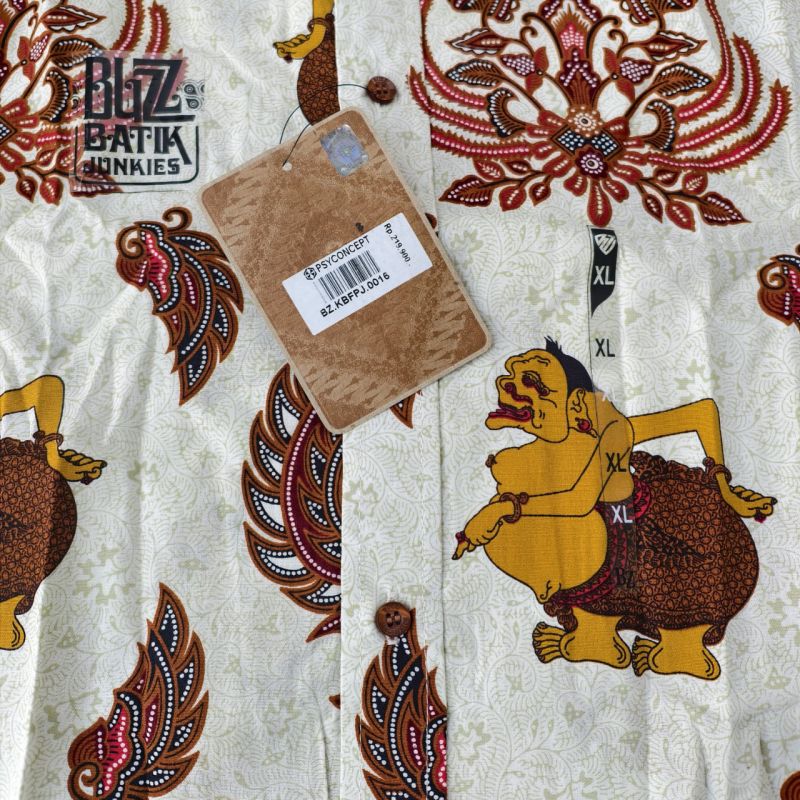 Buzz Batik Junkies Kemeja Batik Wayang Lengan Panjang Cream Motif Eksklusif Size XL