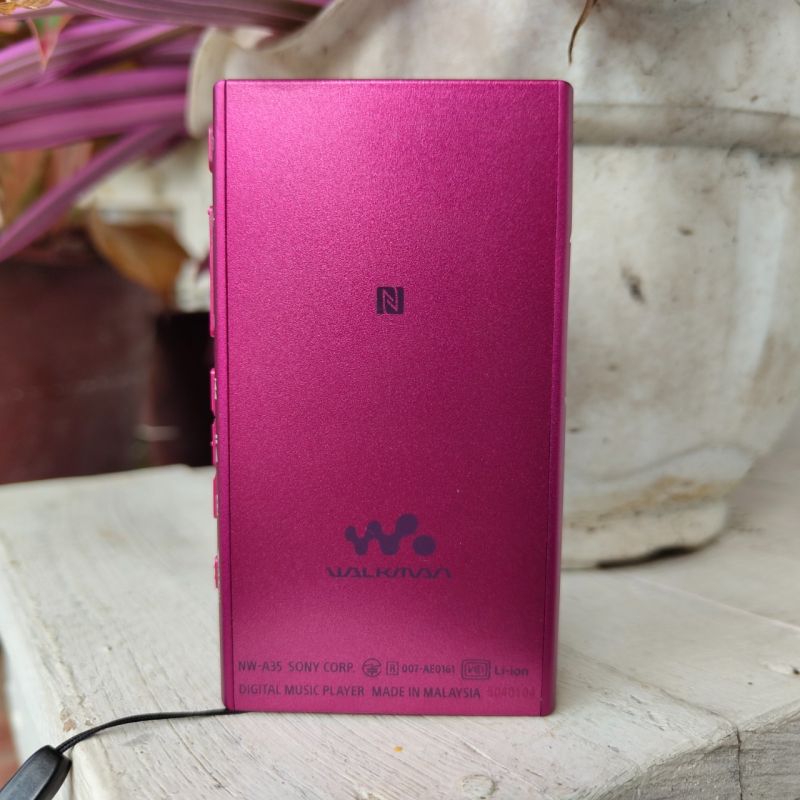 [Rare] Sony Walkman Nw-A35 Bordeaux Pink 16gb