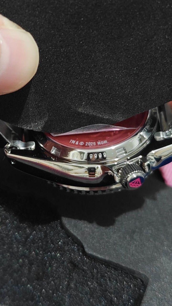 Seiko 5 Sport x Pink Panther SRPM07K Pink Dial Stainless Steel Limited Edition Watch