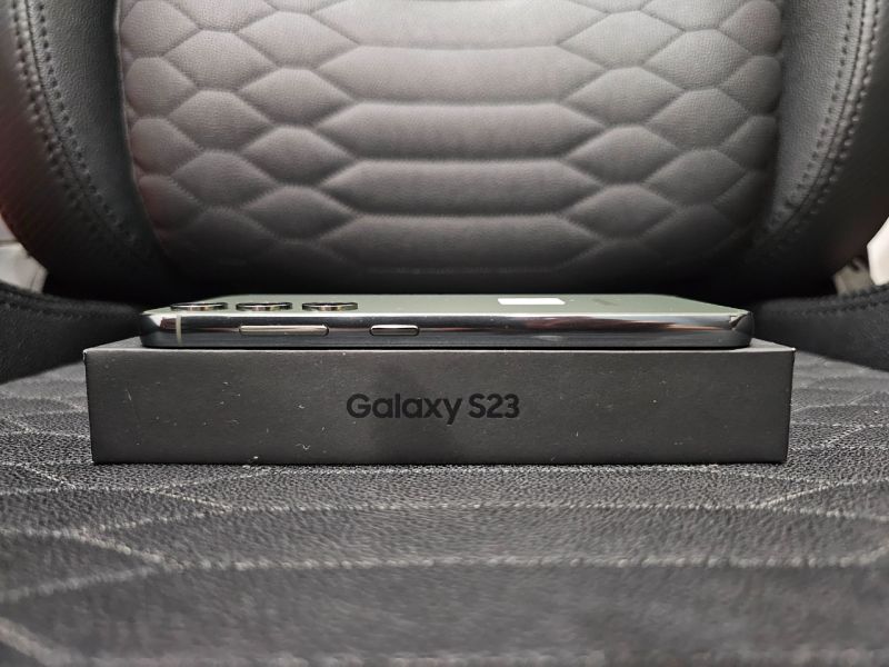 Samsung Galaxy S23 Ram 8GB Internal 256GB Second Mulus Fullset SEIN