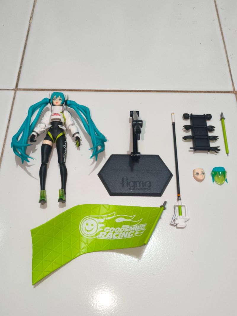 Figma Hatsune Miku Racing 2022