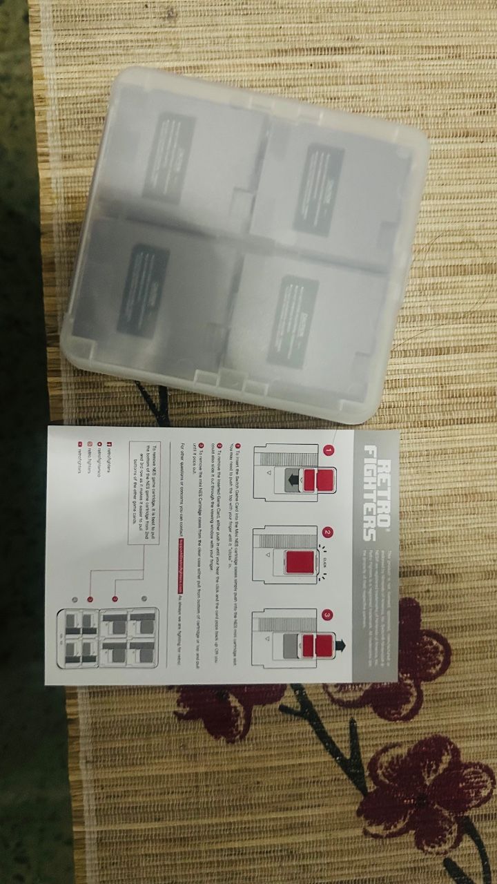 RETRO 85 NES CATRIDE GAME CASE NINTENDO SWITCH