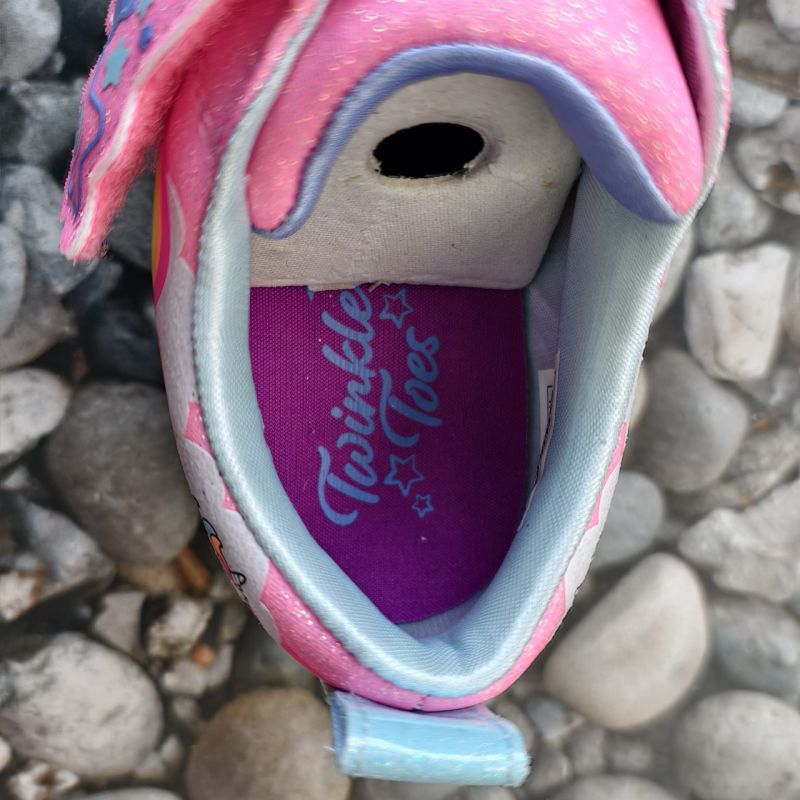 Sepatu Anak Skechers Twinkle Toes – Nyala Saat Dipakai (Light-Up)!