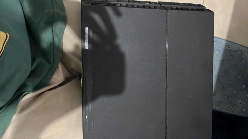 Playstation 4 fat hen