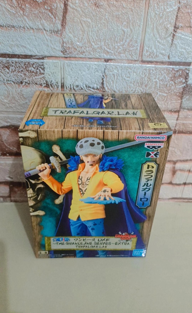 DXF Extra Trafalgar Law