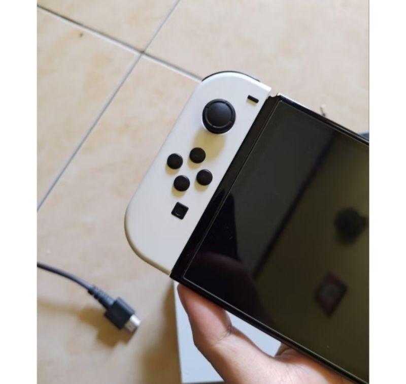 Nintendo Switch Oled Mulus Like New