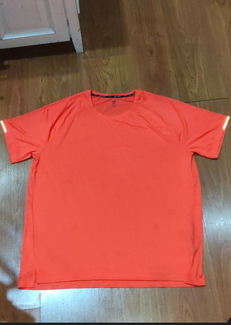 100 kaos H&M  Sport Original Size XXl Ld 132 - Galih Wellu P  50     Rp55,000