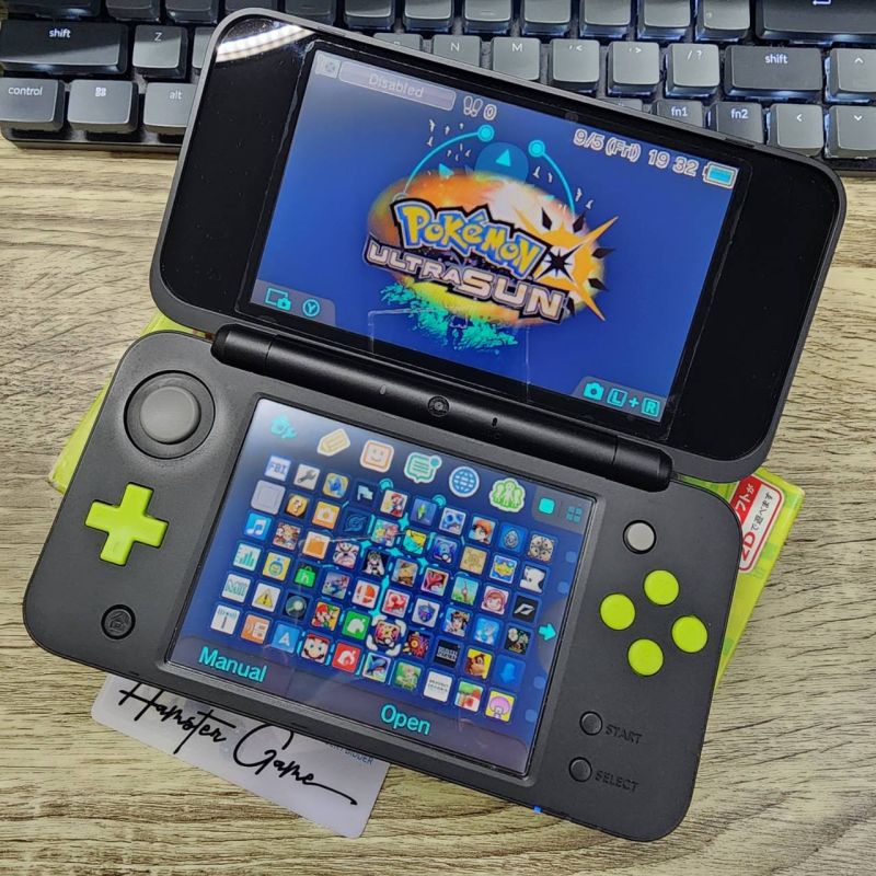 Nintendo New 2DS XL 128GB Fullset Like New Charger Original