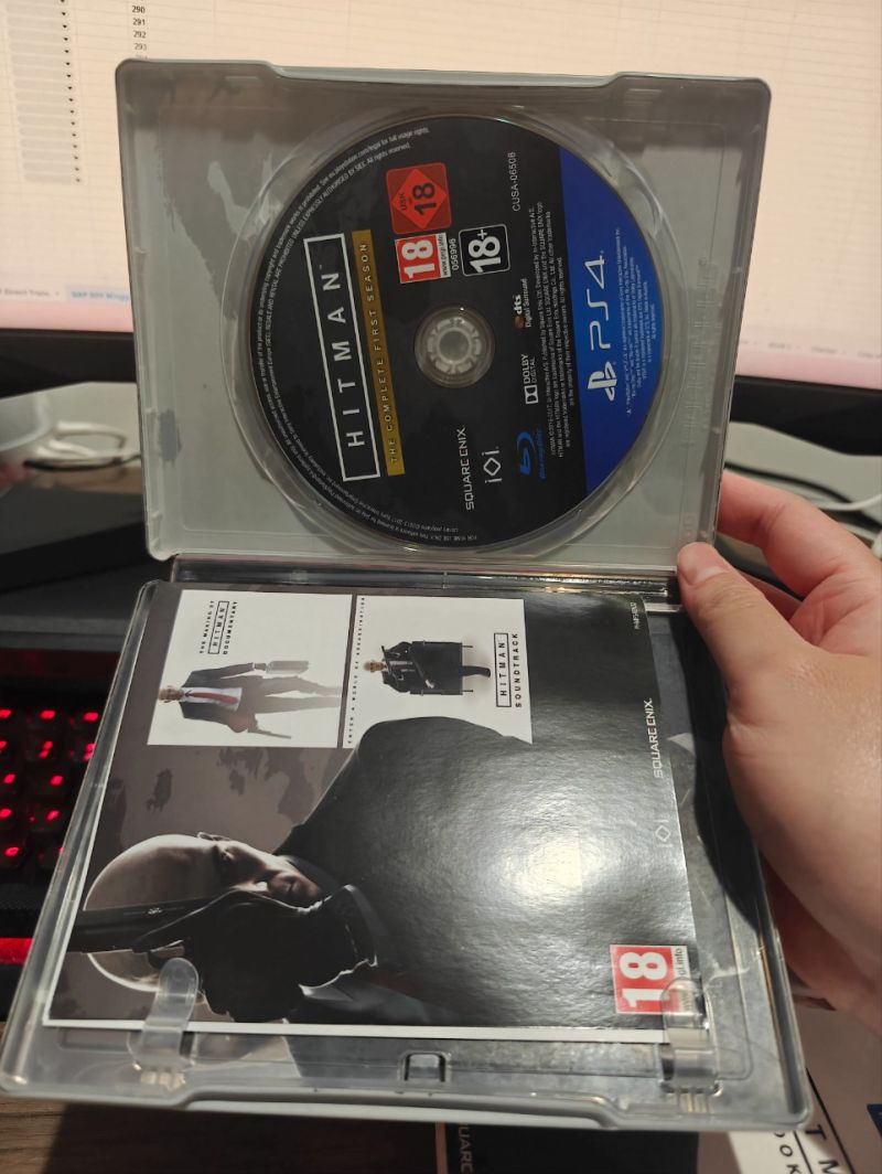 Steelcase Edition PS4 Game Hitman