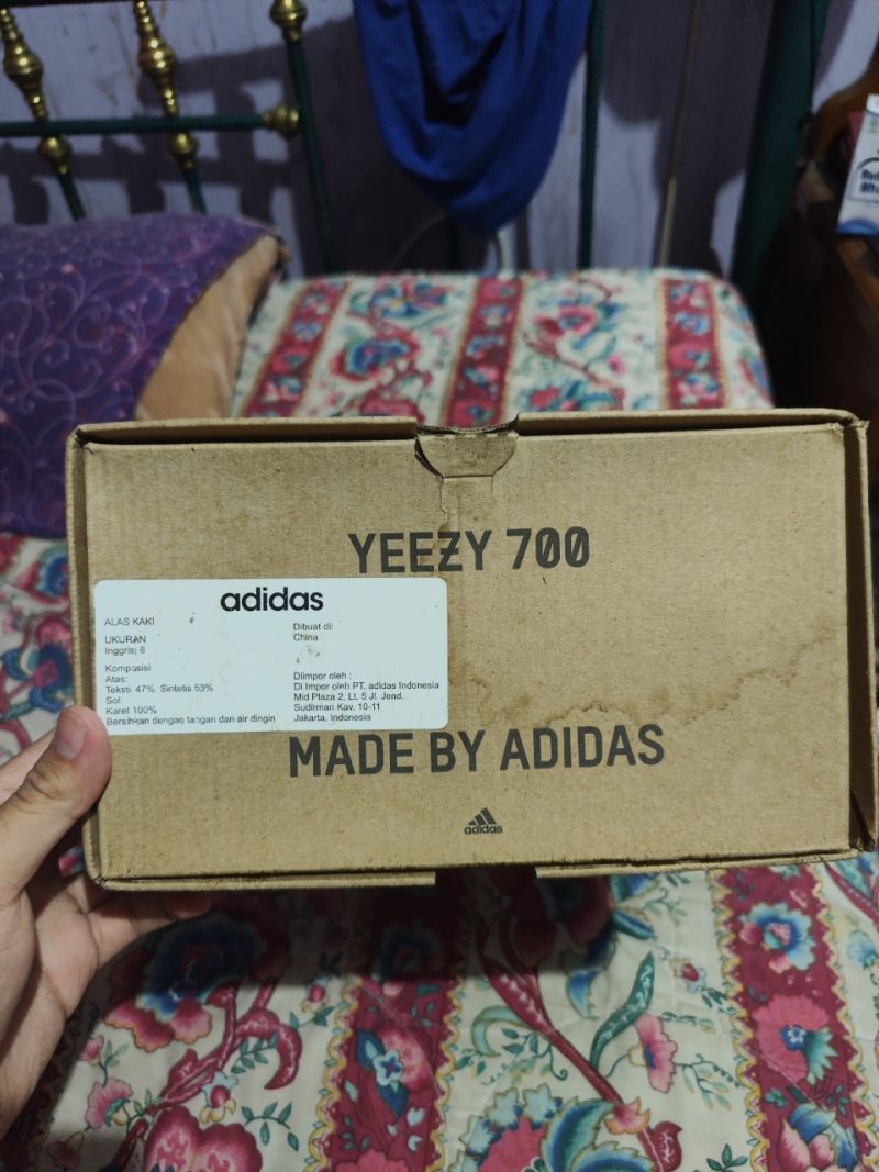 Yeezy 700 V3 Copper Fade Original