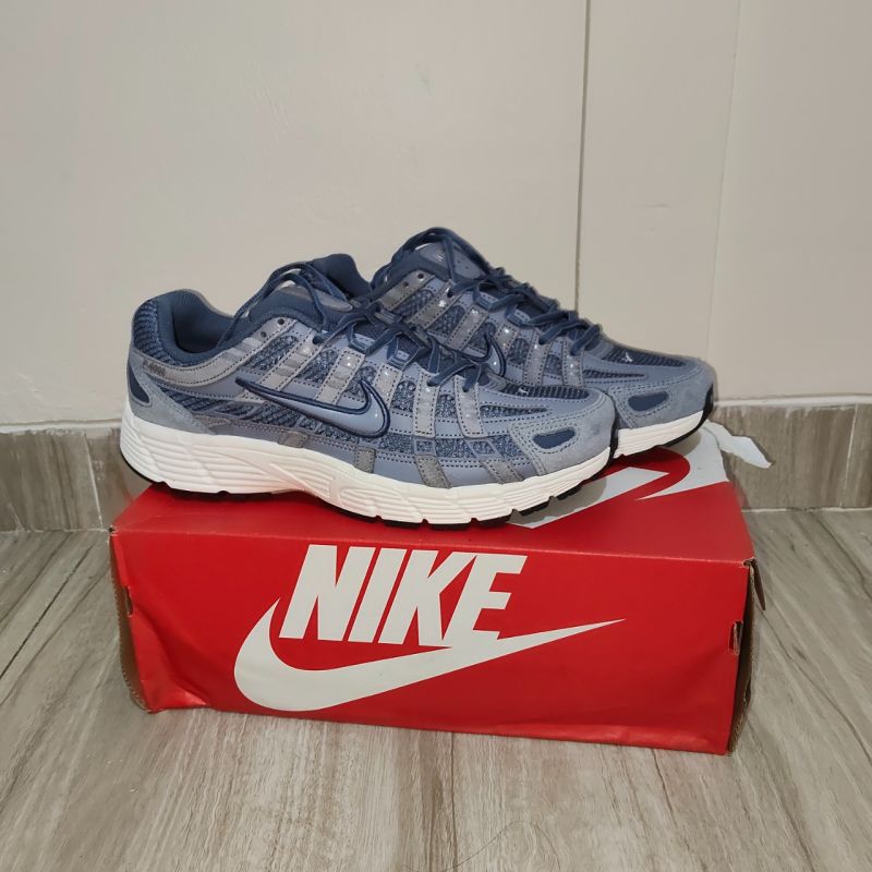 Sepatu Nike p-6000