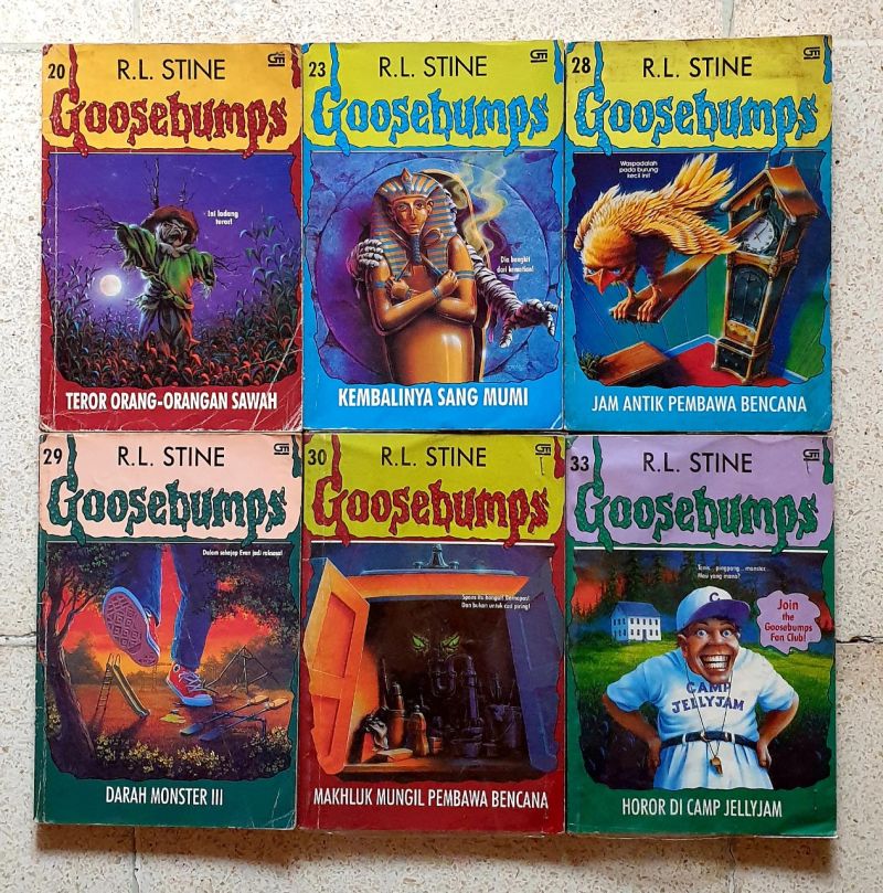 Komik Richie Rich 4 Buku + Goosebumps 17 Buku. Dimas Wardana