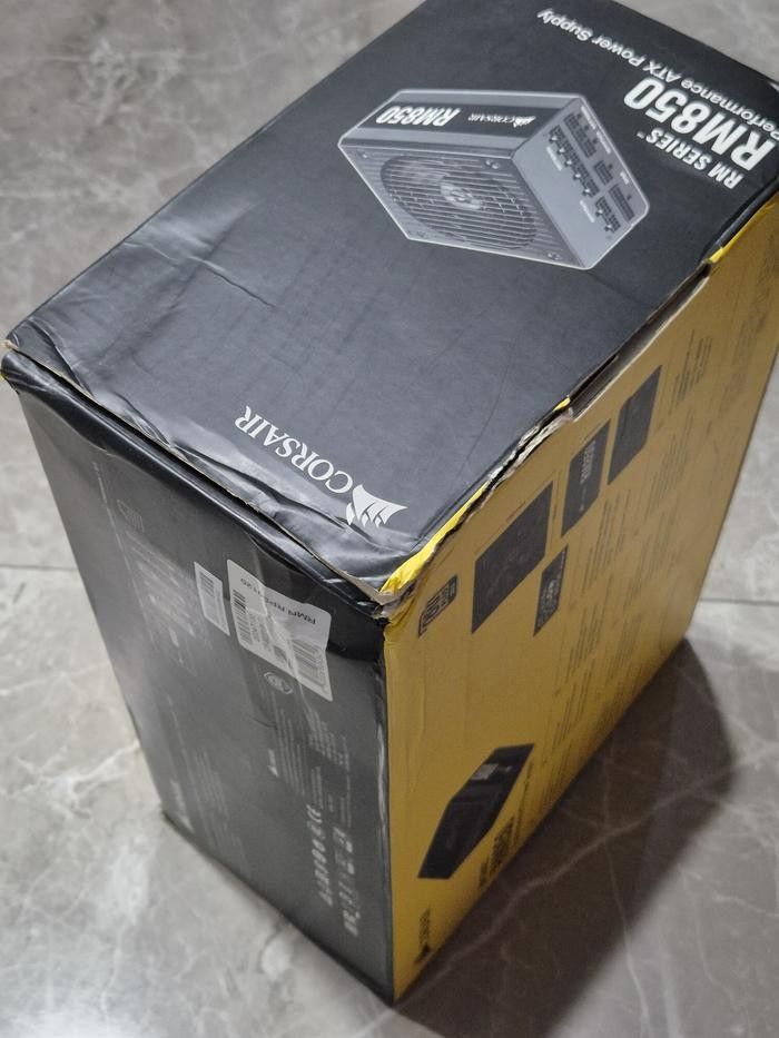 Corsair RM850 - 850 Watt 80+ Gold Fully Modular (CP-9020196-EU)