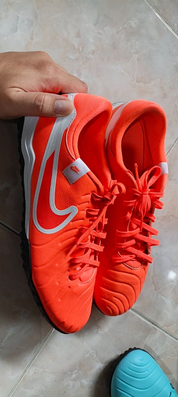 sepatu futsal nike original uk.45