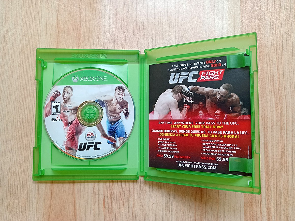 Game/BD Xbox One - UFC (FAK)