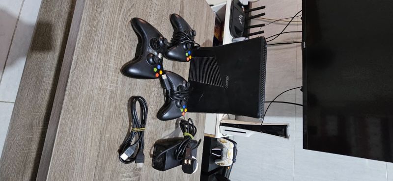 XBOX 360 KONDISI RUSAK