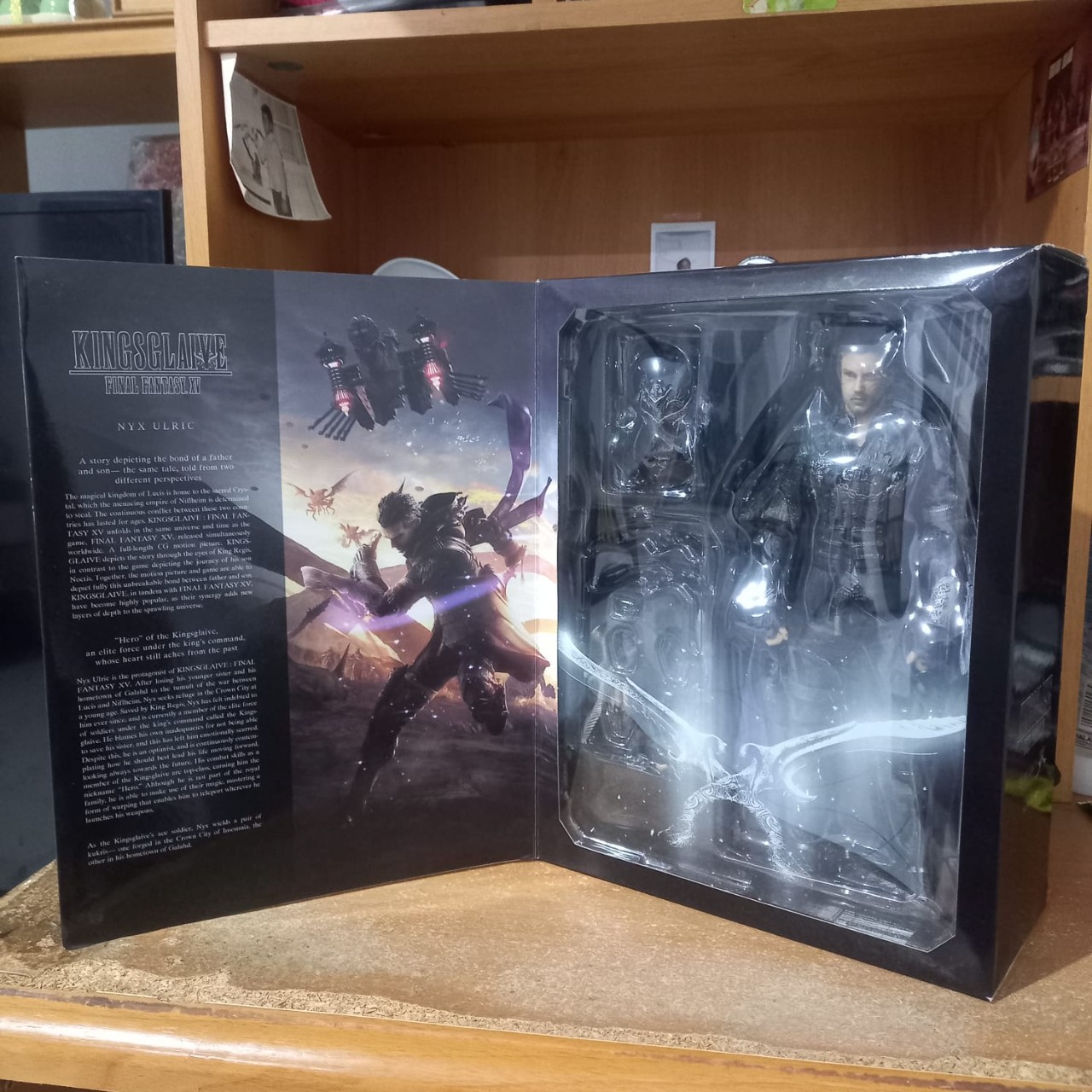 Play Arts Kai - Nyx Ulric FFXV Kingsglaive FF 30th Anniversary