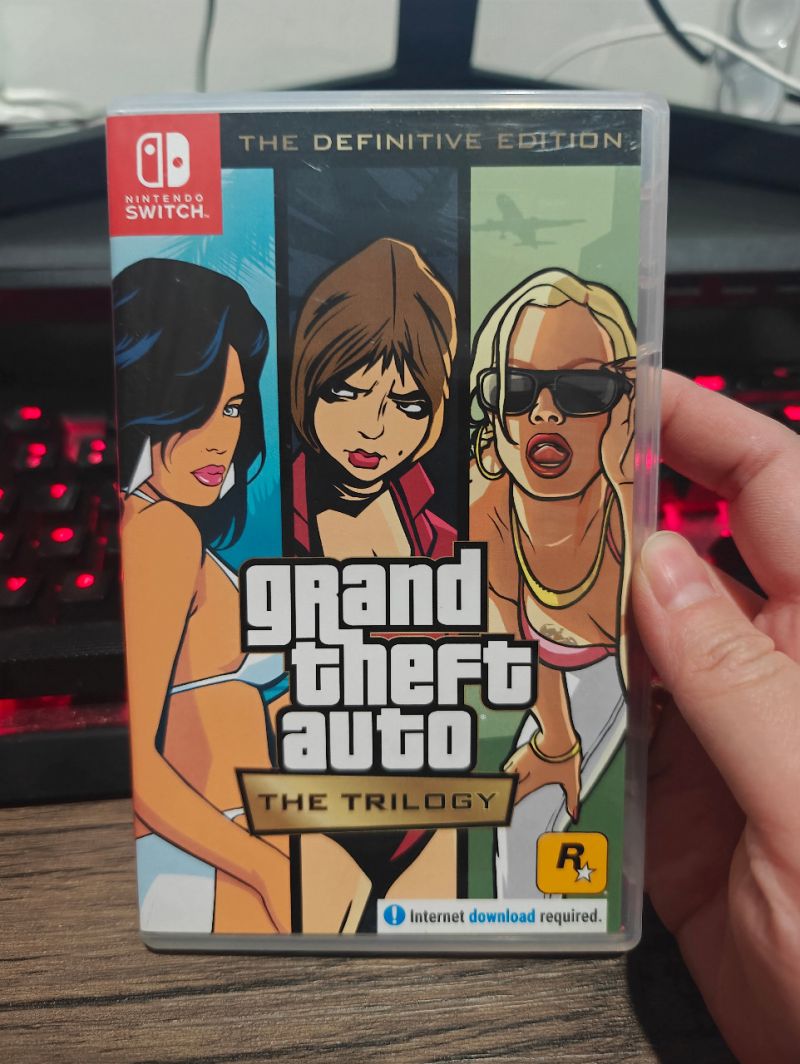 HYBRID AUCTION GAP 510 Nintendo Switch Game Grand Theft Auto The Trilogy