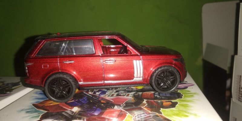 diecast range rover 1;36