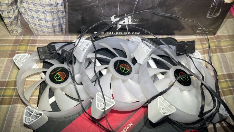 CUBE GAMING ACROIS V2 White